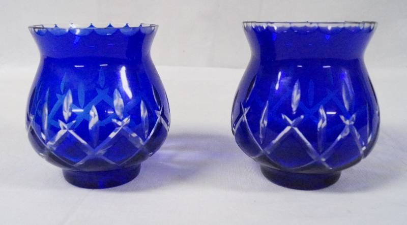 lot 6206 image: Pair of Beautiful Cobalt Blue Glasses- Very Pretty Detailing