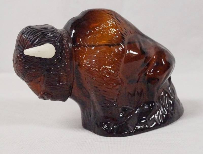 lot 6227 image: AVON After Shave in Buffalo Container- Cool