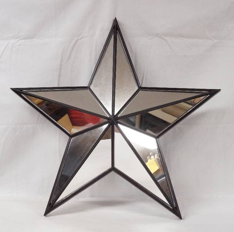 lot 6287 image: Large Mirrored Star - Home Decor - COOL -  Almost 2 feet tall (21)