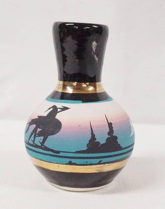 lot 6310 image: Southwestern Pottery Artwork Piece - See pics for sig - Beautiful