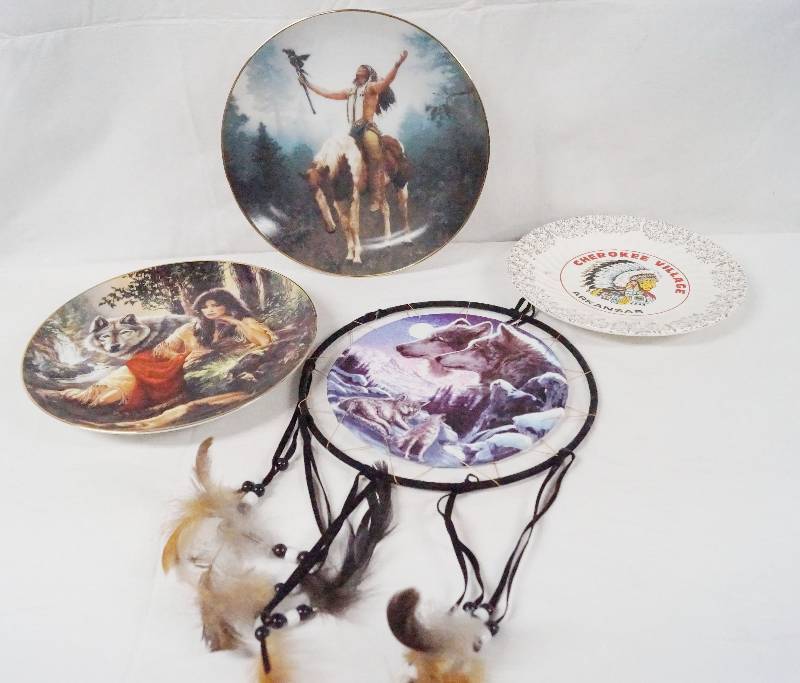 lot 6331 image: Lot of Native American Collector Plates and a Dream Catcher - See Photos