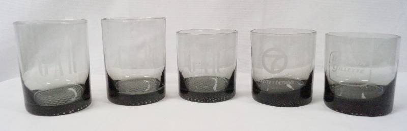lot 6348 image: Lot of 6 Gray Etched Drinking Glasses - see photos