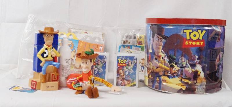 lot 4298 image: Lot of TOY STORY Movie Memorabilia - WOW Collectible