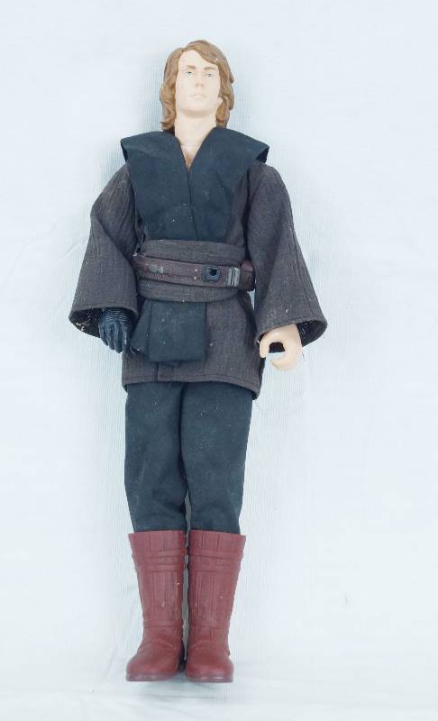 lot 4408 image: 2004 Hasbro STAR WARS Action Figure LFL