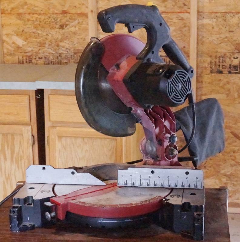 Tradesman 10 Compound Miter Saw M 8328 Watch Video