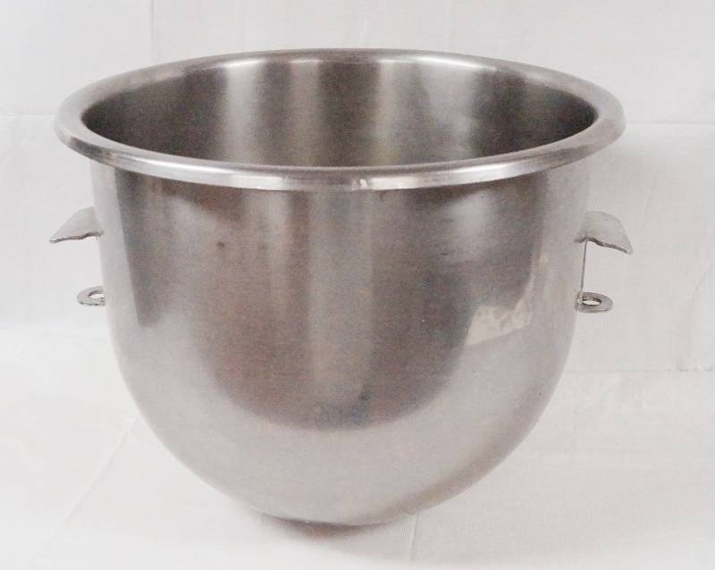 lot 6424 image: Large Stainless Steel Commercial Mixing Bowl