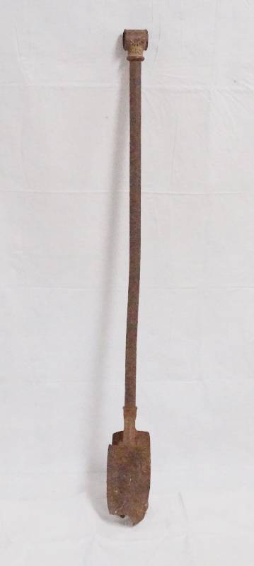 lot 6430 image: Vintage Primitive Farm Tool Iwan Bros 5 Auger Twist Type Post Hole Digger - As Shown