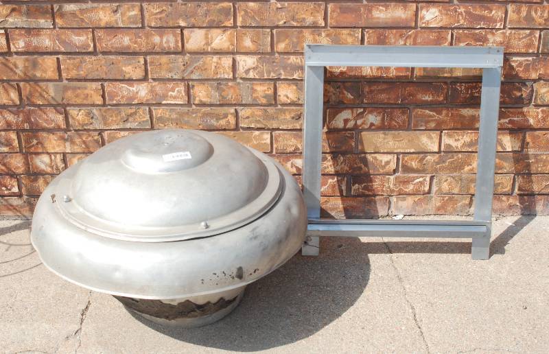 lot 6413 image: Jenn-Air Vent Hood Exhaust Fan and Housing