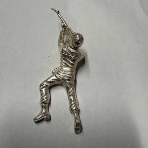 lot 111 image: .999 Pierce Silver Element Elemental army figurine, prone position 37.5 g