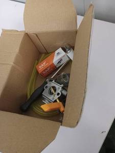 lot 75316 image: CS26 Carburetor for Ryobi CS26 CS30 SS26 SS30 26cc 30cc Engine RY30220 RY30160 RY30522 Weed Eater 308054043 308054077 308054013 Carburetor for Homelite Trimmer Blower Parts