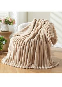lot 75331 image: NEWCOSPLAY Super Soft Throw Blanket Brown Premium Silky Flannel Fleece 3D Ribbed Jacquard Lightweight Bed Blanket All Season Use (Brown Ribbed, Throw(