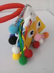 lot 75365 image: Explore 7 Unique Textured Animals, Crinkle Pages, and Attachable Teether Clip - Tailored for Development for 3 Months