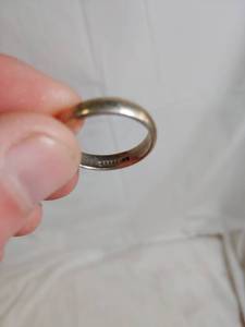 lot 9 image: Sterling Mens Ring