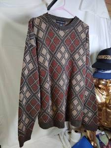 lot 54 image: Mens SIZE XL Vintage Sweater