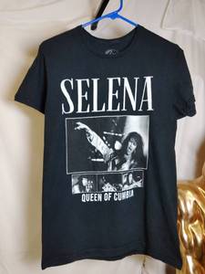 lot 313 image: SELENA SIZE Small