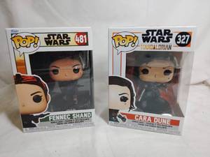 lot 335 image: Star Wars FUNKO POPS