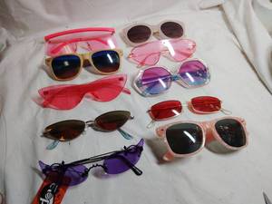 lot 344 image: Sunglasses Lot