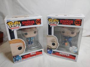 lot 511 image: Stranger Things FUNKO POPS