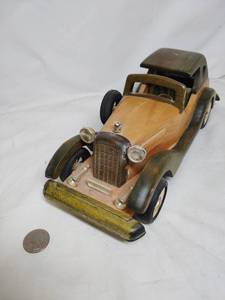 lot 554 image: Old Wooden Car SWEET