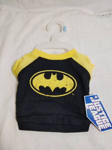 lot 567 image: Batman Dog Shirt SIZE XS