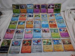 lot 585 image: POKEMON Cards