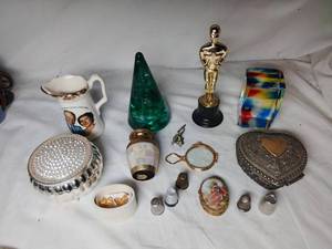 lot 89 image: Fun Lot