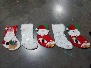 lot 1002 image: Nice Christmas Stockings Lot of 5