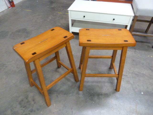 lot 30 image: BRAND NEW PAIR OF SADDLE STOOLS