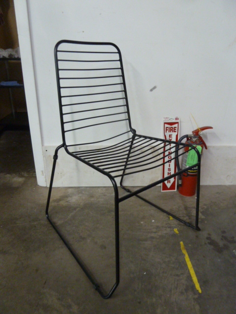 lot 28 image: MODERN BLACK METAL CHAIR