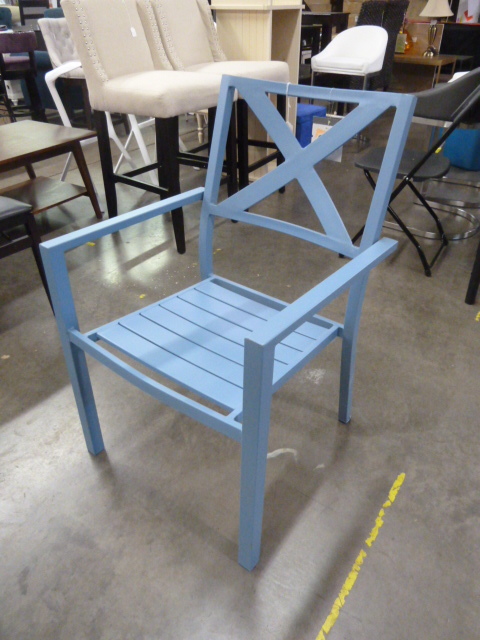 lot 5 image: BRAND NEW BLUE METAL OUTDOOR CHAIR