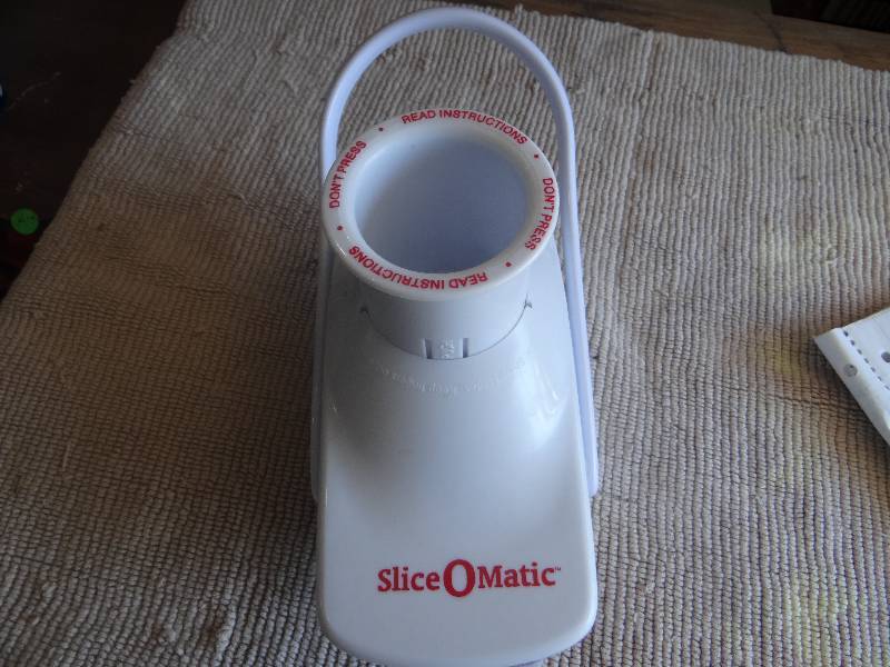 lot 826 image: Slice O matic.