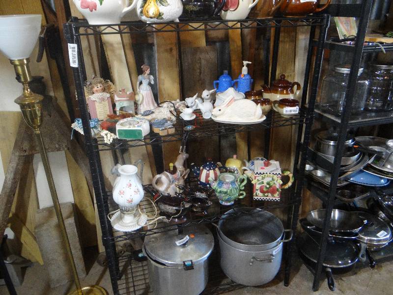 lot 887 image: 14x54x35 4 shelf metal rack.