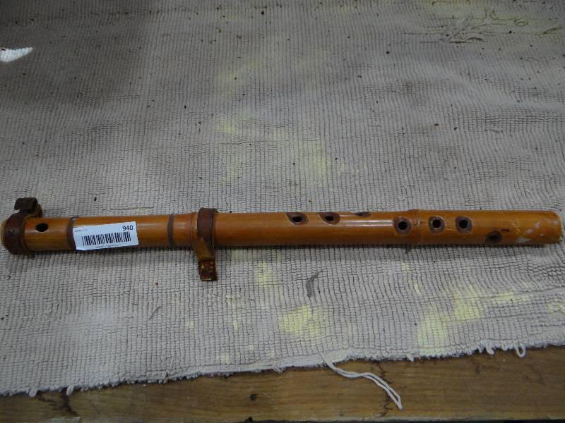 lot 940 image: Bamboo wood whistle.