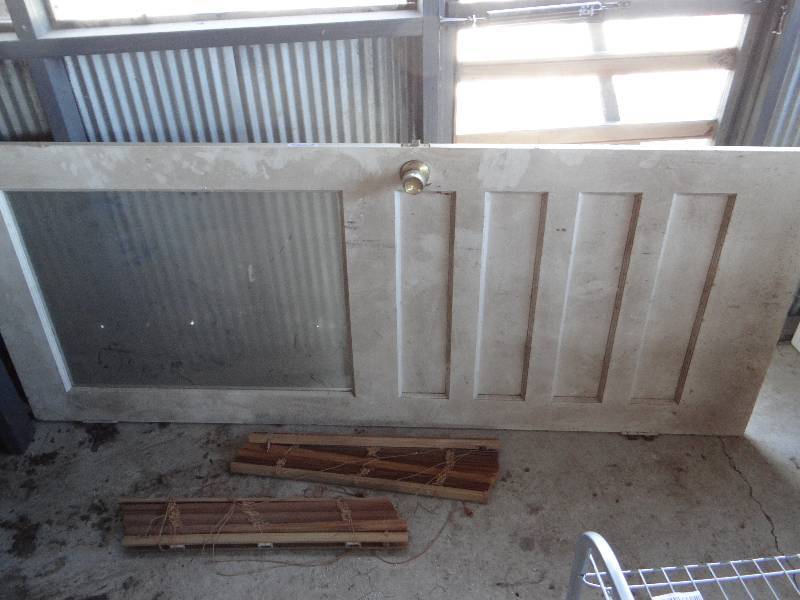 lot 995 image: Old wood door and mini blinds. 78 12 x 31 12.