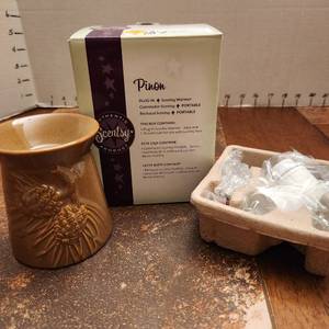 lot 137 image: Pinon Scentsy plug in warmer new in box