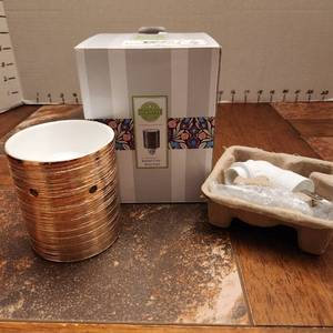 lot 139 image: Etched Copper Scentsy plug in warmer new in box