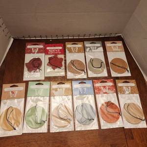 lot 194 image: Scentsy scent circles and 2 scent spirations all new in pkg