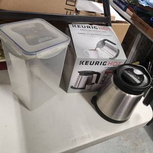 lot 237 image: Keurig Hot thermal carafe new and Lock & Lock saltine keeper