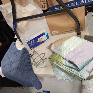 lot 264 image: Shower curtain, bathroom rugs, hair dryer over the door hanger and mirrored glass tray