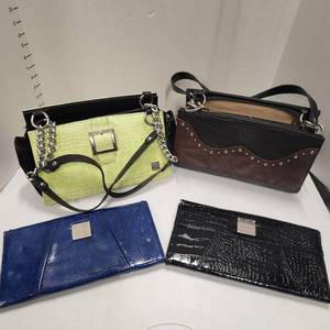 lot 410 image: 2 Miche bags with removable cover and 2 extra shells