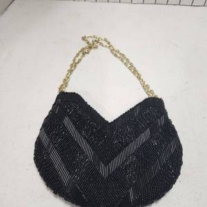 lot 414 image: Black beaded evening bag