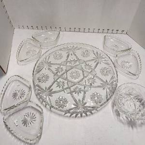 lot 421 image: Chip & Dip bowls with platter