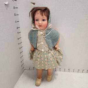 lot 444 image: Armond Marseille collectable doll 40