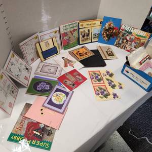 lot 667 image: Studiolight Mini Pyramid Decoupage pattern toppers and envelops