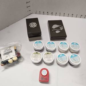 lot 668 image: Stampin Up Bird Leaf Branch & Snowflake Paper Punch Layered Shape Builder, Stampin Up Embosse powder with sponge daubers