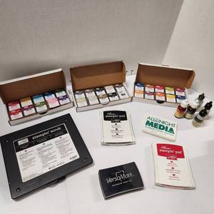lot 669 image: Stampin Up ink pads, ink bottles, stampin scrub and stampin spots