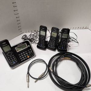lot 687 image: Panasonic telephone system model KX-TG6841 and cables