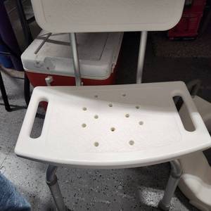 lot 715 image: Shower chair and toilet riser with handles