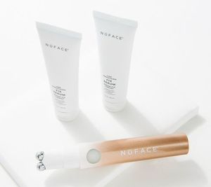 lot 41971 image: Retail - $156.00 NuFACE The FIX Line Smoothing Device & 1-oz