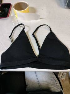 lot 47949 image: INIBUD Seamless Bras for Women Wireless Push Up Bras No Underwire Comfortable V Neck Full Coverage Padded Bralette Small